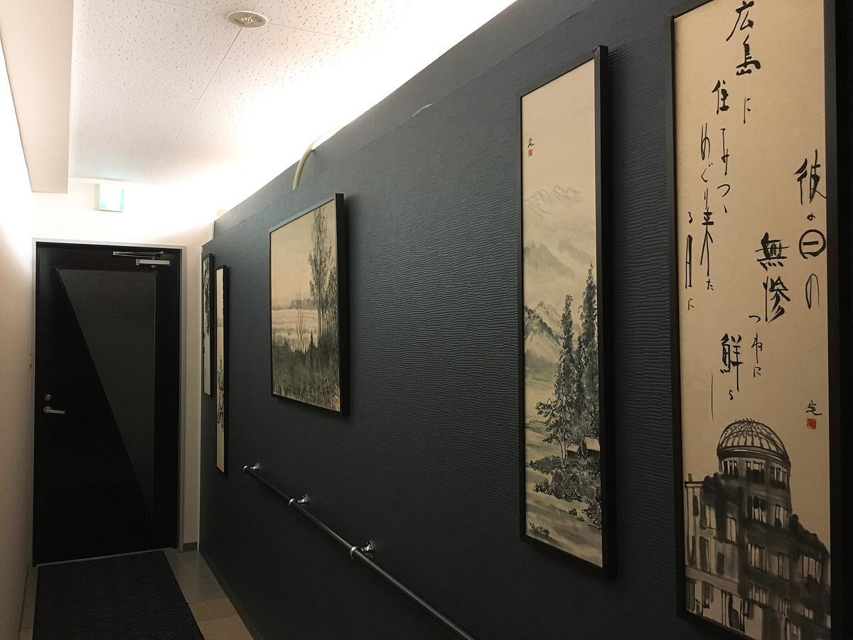 Hostel Mallika Hiroshima Esterno foto